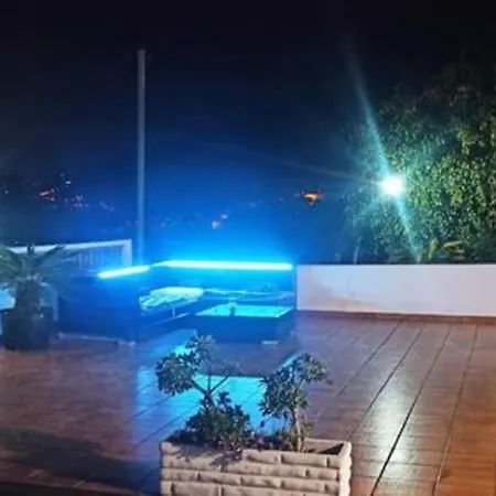 Espectacular Con Piscina Y Vistas Al Valle Chalet